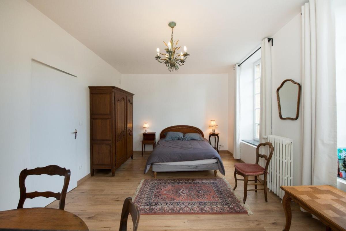 Chambre D'Hote Du Quai Rimbaud Charleville-Mézières Exterior foto